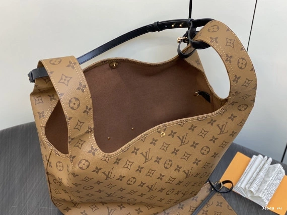 Atlantis GM LOUIS VUITTON 0723